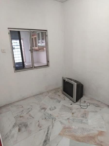 Ipoh gunung rapat renovated extended single storey house for sale - 1