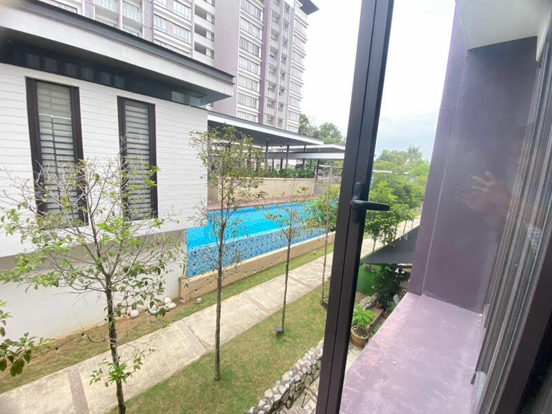 Townhouse at Bukit Jelutong - 5