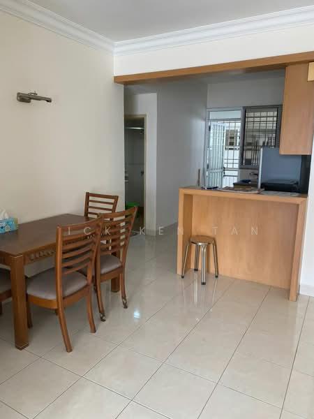 Gurney Park Condominium - 4