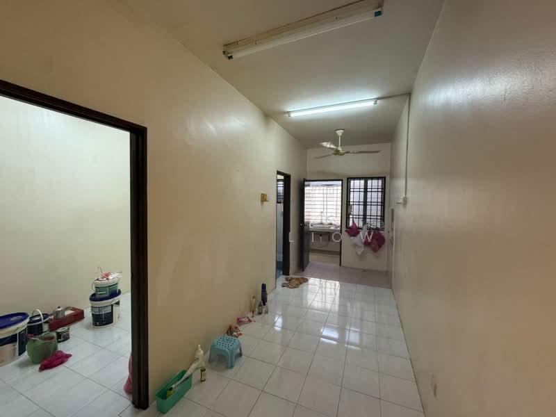 Taman Puteri Wangsa - 1