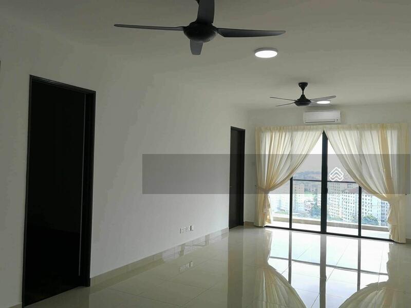 Symphony Tower (Menara Simfoni) - 1