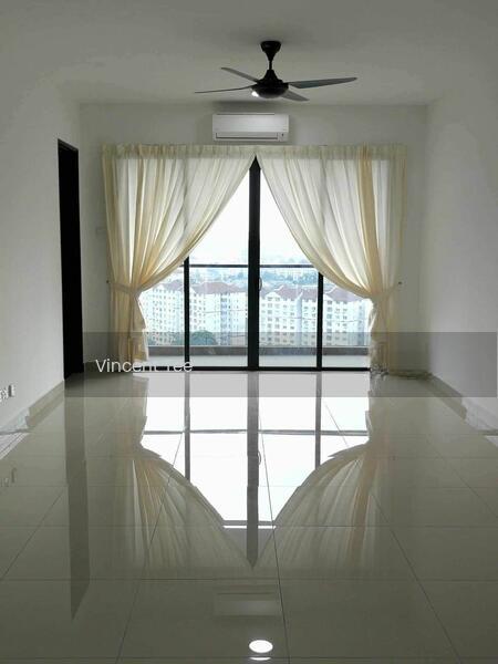 Symphony Tower (Menara Simfoni) - 3