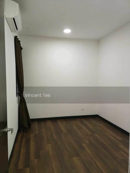 Symphony Tower (Menara Simfoni) - 4