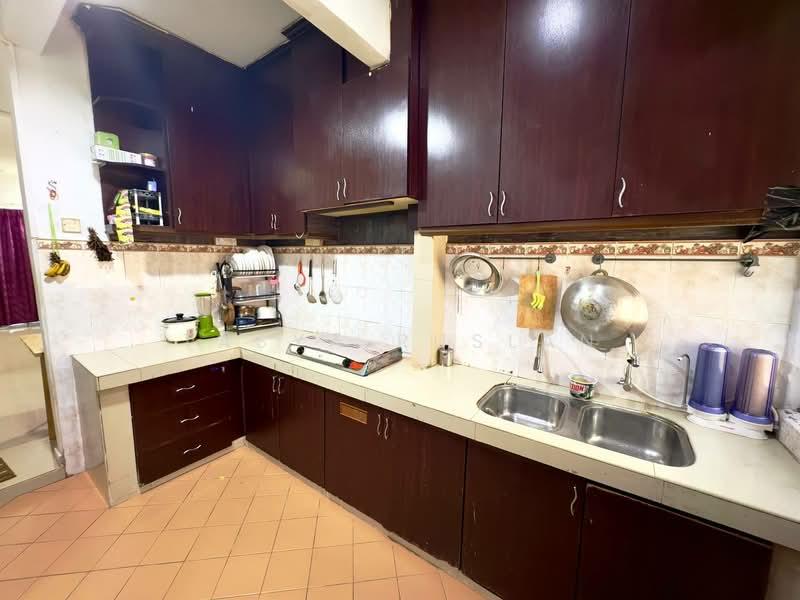 Bandar Rinching Seksyen 6 - 4