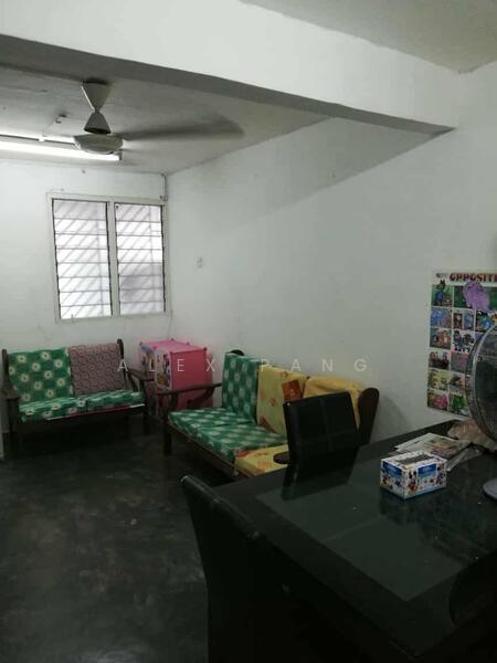 Taman Mesra Saleng Low Cost House - 1