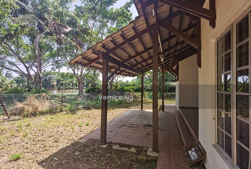 Pantai Sepang Putra - 3