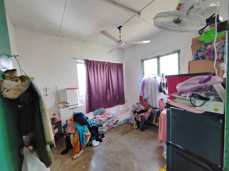 Corner 2 Sty Teres Bukit Rawang Jaya Perdana Rp 2 New Green Park - 5