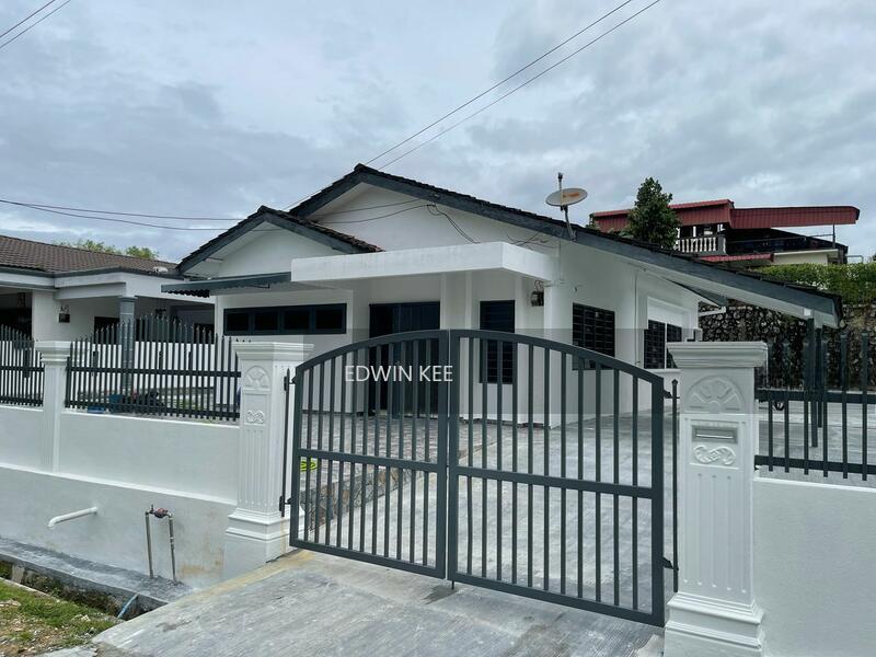 Single Storey Bungalow for Sale @ Mambau Heights, Seremban - 1