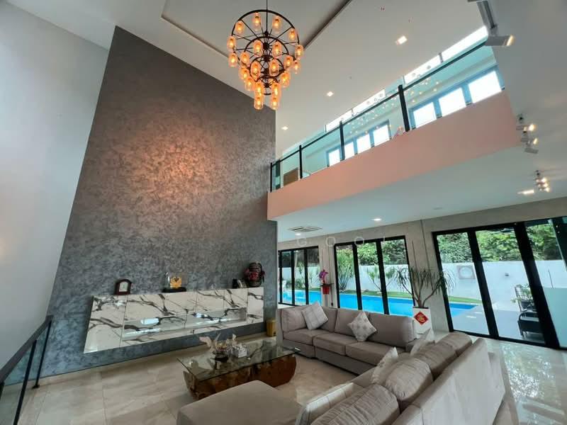 Taman Equine, The Mines, Gita Bayu, Country Heights, Serdang, Seri Kembangan - 1