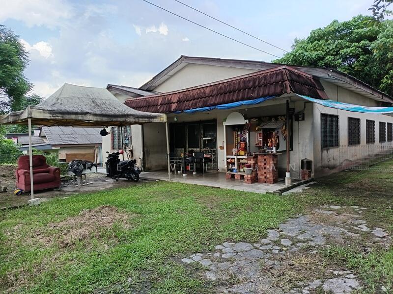 Self build bungalow at Kampung Tasik Permai,Selangor. - 1