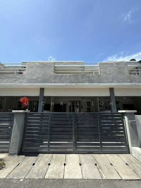 Bandar Lahat Baru - 1