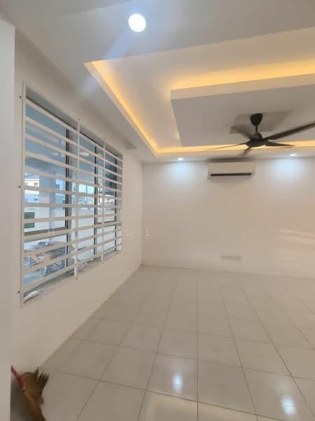 Taman Seri Bayu 2 - 2