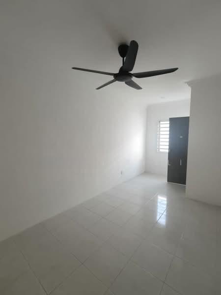 Taman Seri Bayu 2 - 3