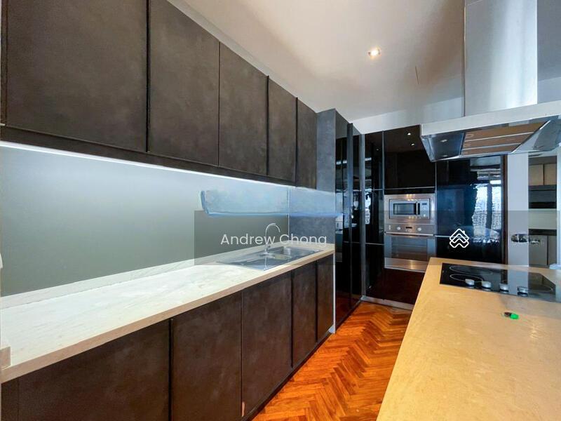 Quayside Seafront Resort Condominiums - 5