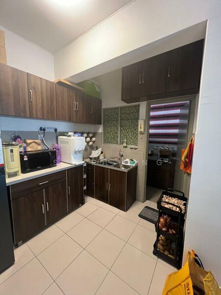 Symphony Heights (Simfoni Heights) - 1