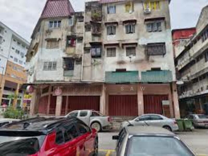 Taman Daya Shop Apartment - 4