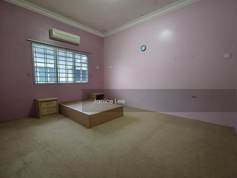 TAMAN MOLEK, BUTTERWORTH - 1