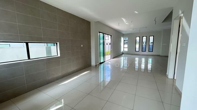 jalan tasik indah - 5