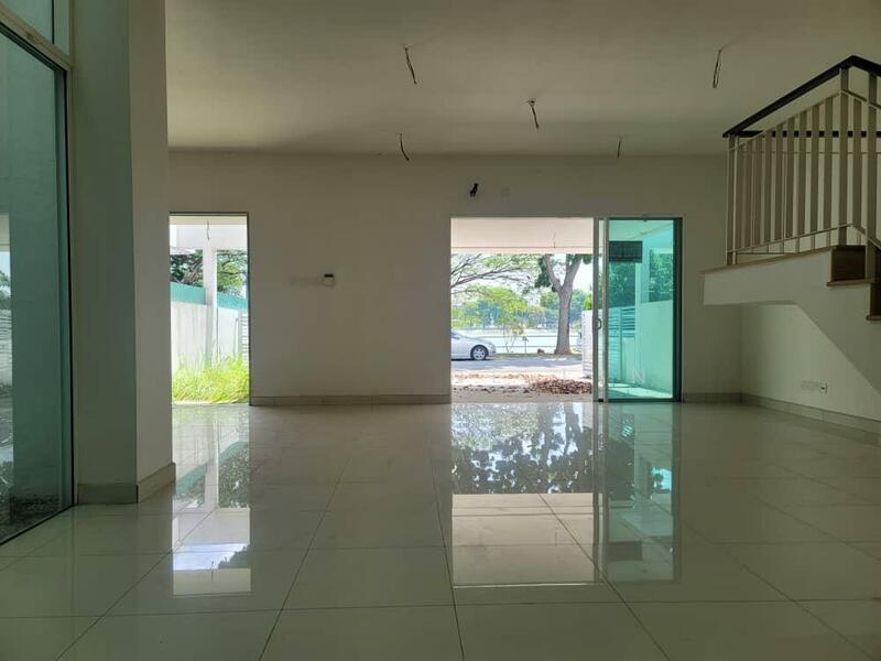 Delora Bandar Bukit Raja - 4