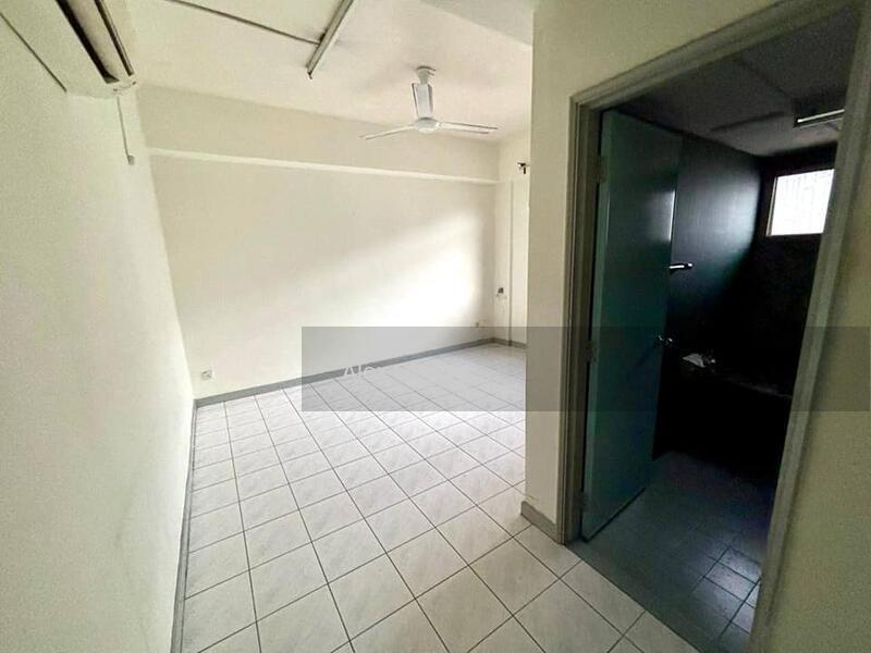 One Ampang Avenue - 4