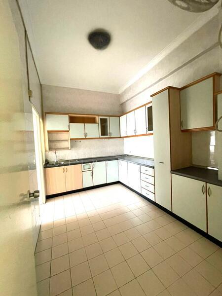 Putra Indah Condominium - 5