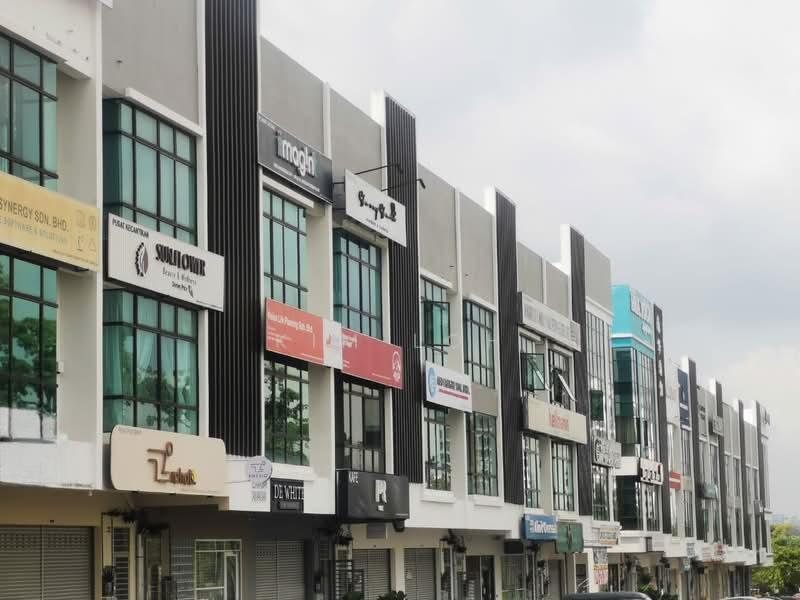 3 Storey Shoplot with Lift Jalan Ponderosa Taman Ponderosa Johor Bahru - 4