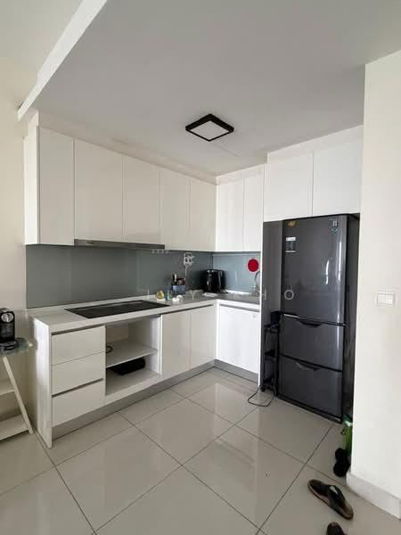 Pandora @ Tropicana Metropark - 2