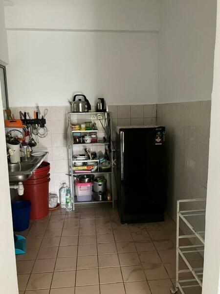 Mas Kipark Damansara - 4