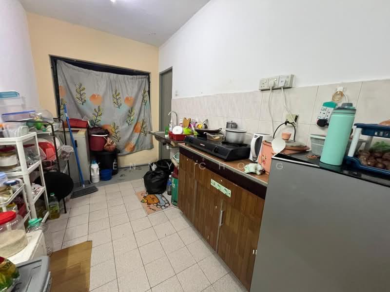 Lestari Apartment - 4