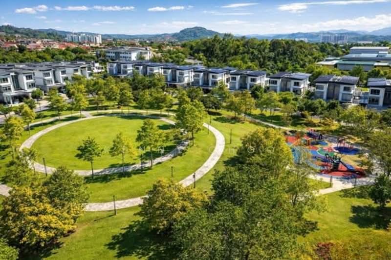 Tropicana Heights - 4