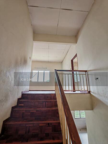 Behind NSK,Taman sentosa,taman mesra Klang Semi-D - 4