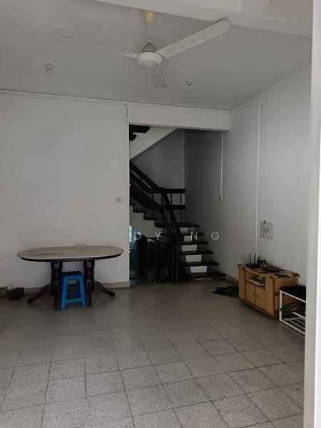 Taman Pertama - 4