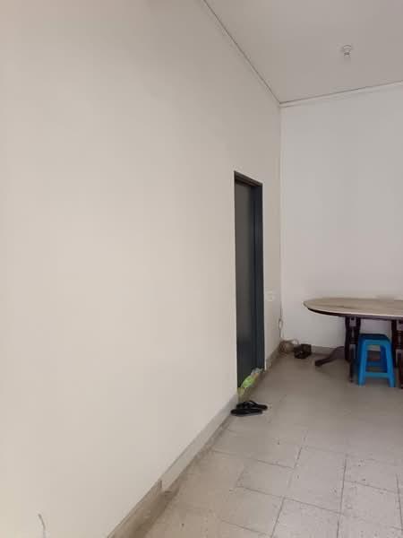 Taman Pertama - 5