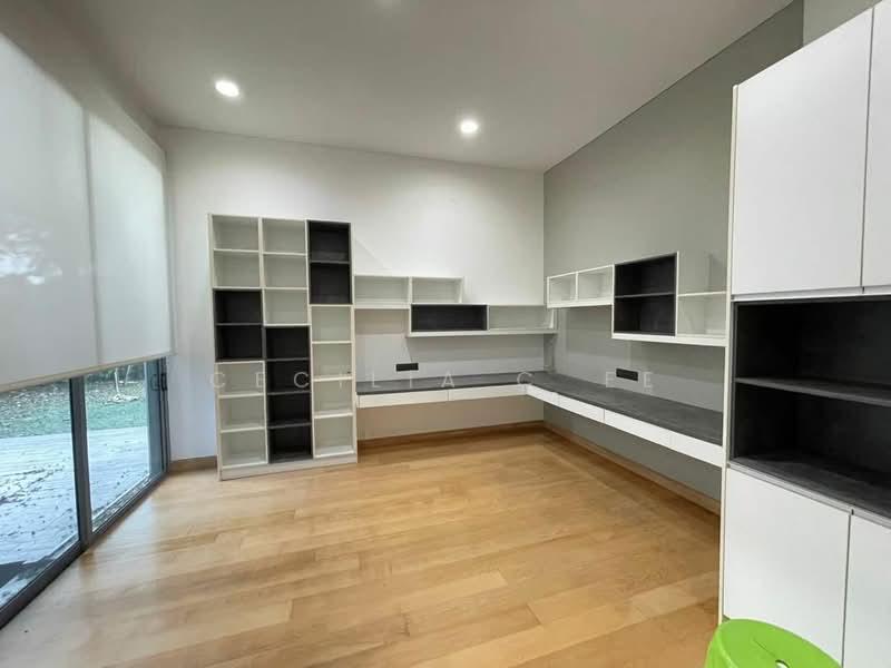 The Residence - 3