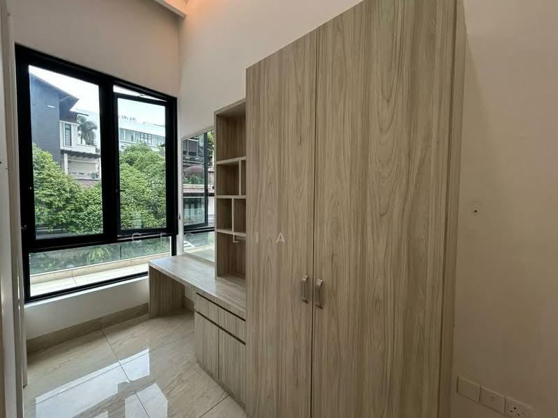 The Residence - 4