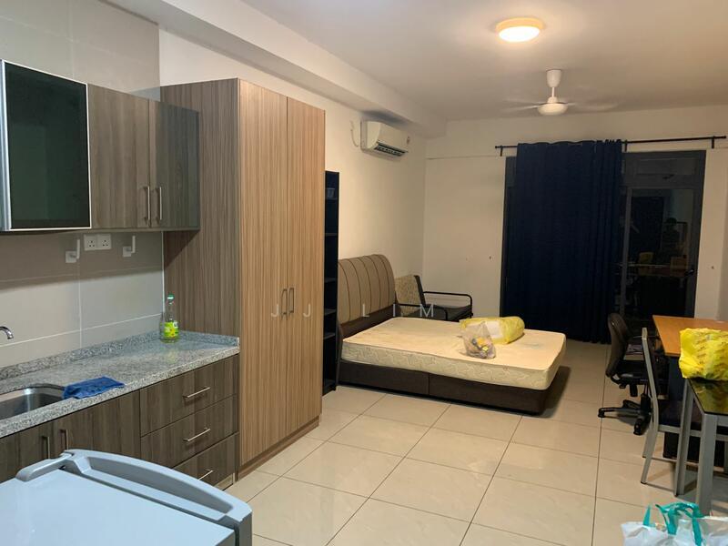 D'Secret Garden (Pangsapuri Kempas Indah) - 1