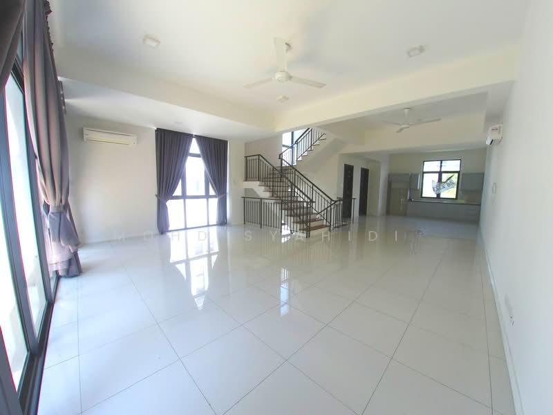 16 Quartz @ Melawati - 1