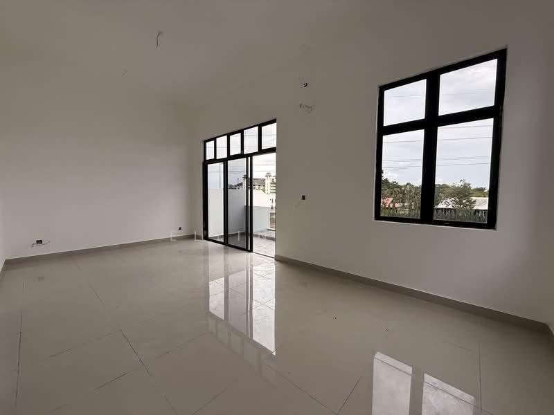 Taman Pulai Bestari - 4