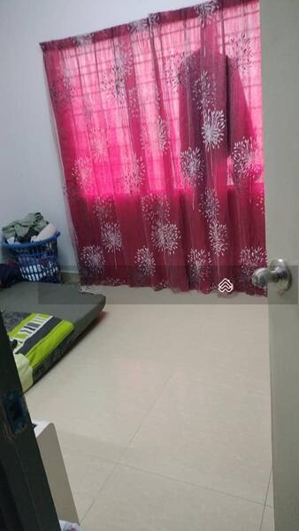 Flat Taman Dagang - 2