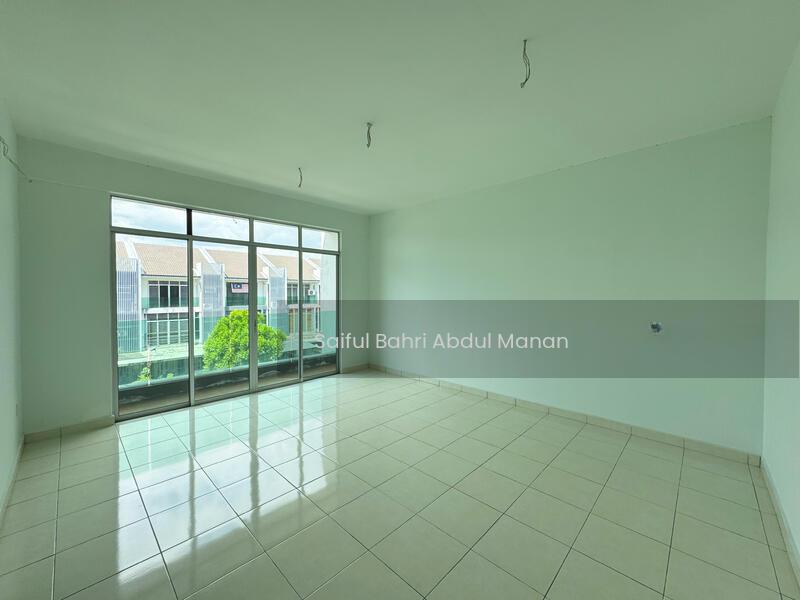 Bangi Avenue - 5