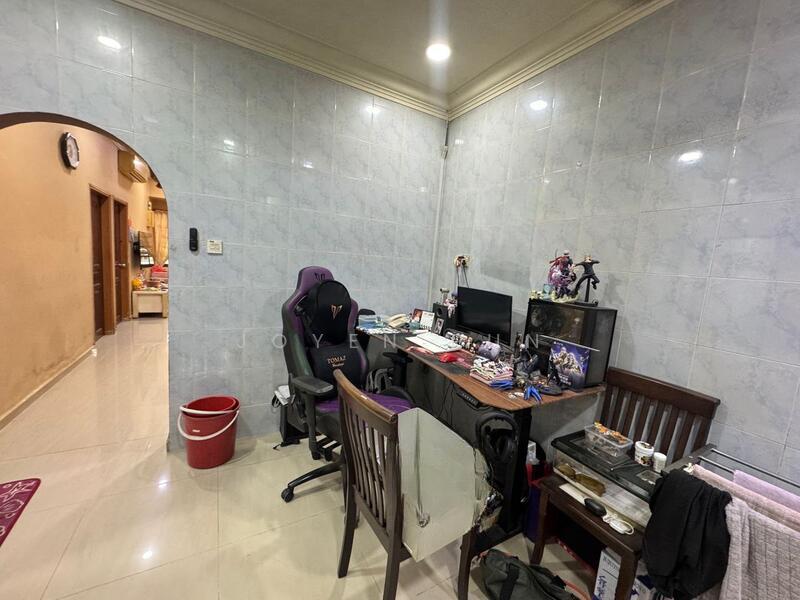 Taman Johor Jaya - 2