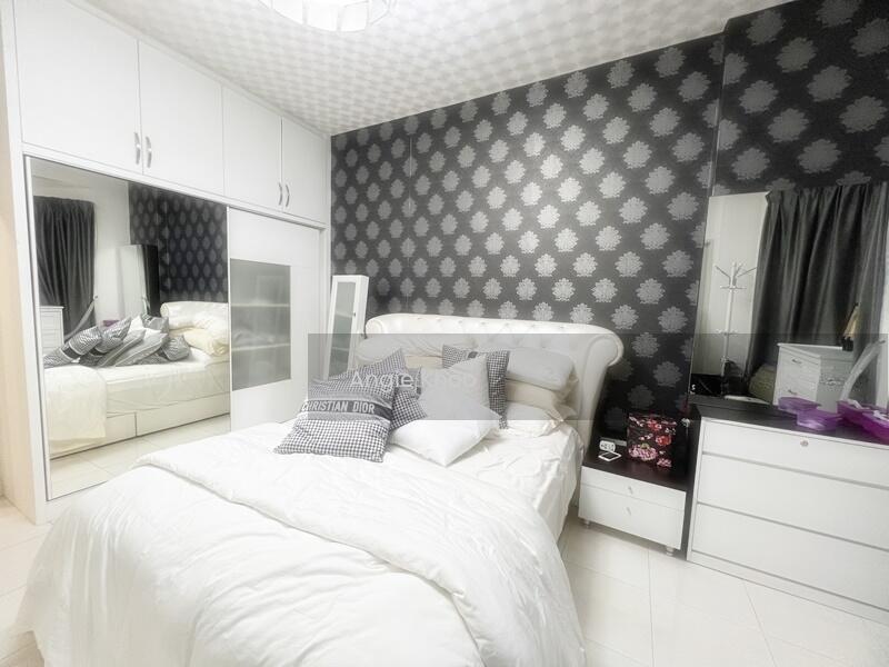 Regency Heights Condo - 4