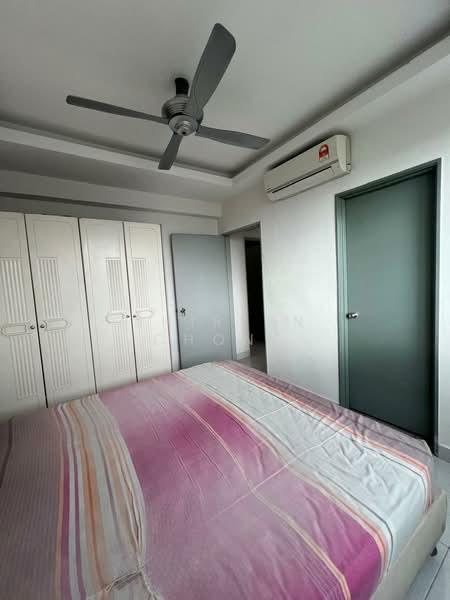 Main Place Residence - 4
