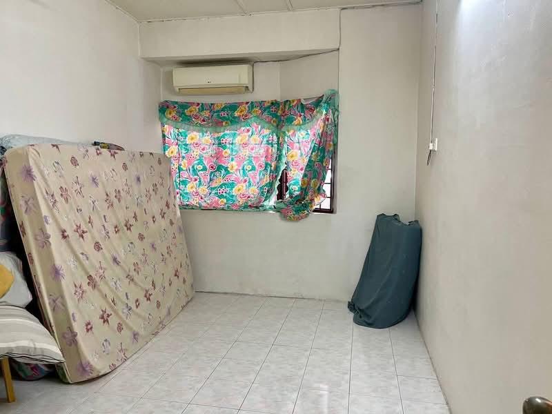 Ipoh sppk sri perkasa renovated extended single storey house for sale - 4