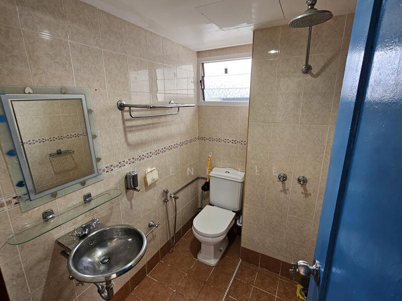 Gurney Park Condominium - 4
