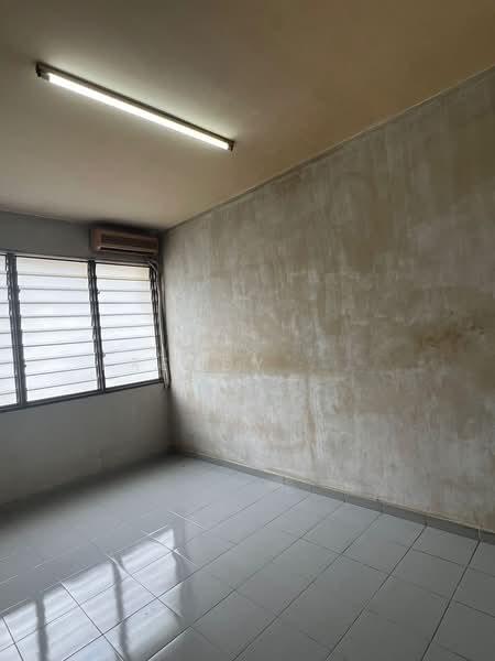 Desa Permata Pearl Block 9 - 3