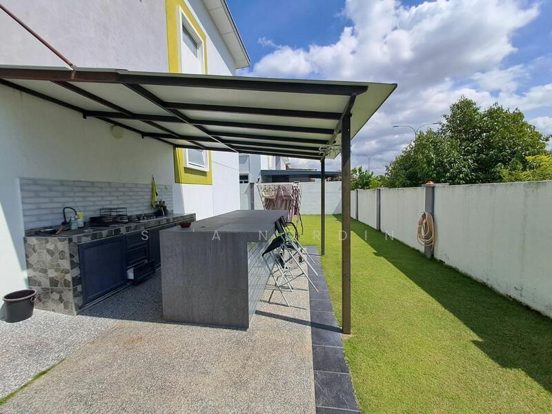 Bungalow at Taman Senawang Perdana - 3