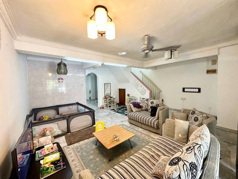 Taman Pinggiran Batu Caves - 1