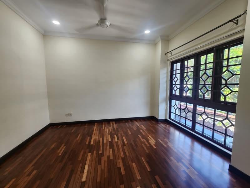 Mutiara Damansara - 4