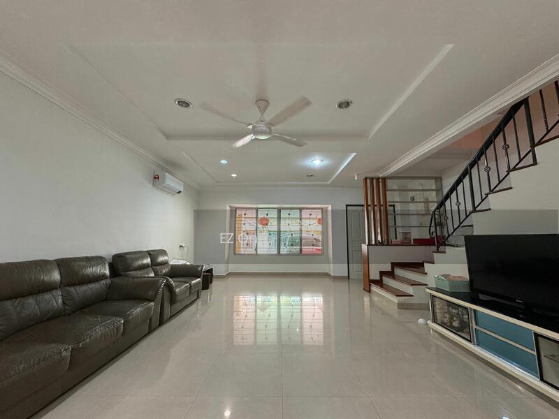 Terrace house at Bandar Barat - 3